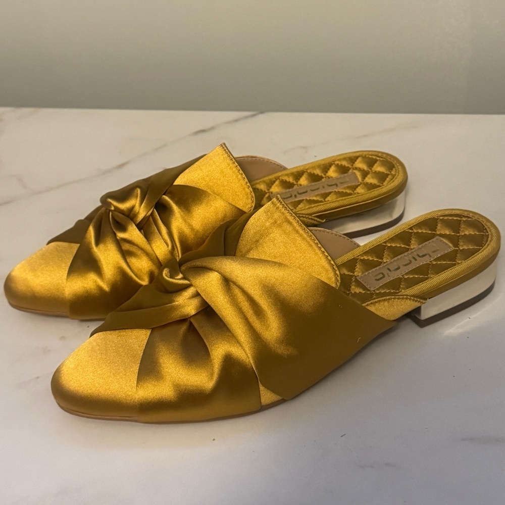 Chicos Gold Satin Knotted Mules - Picture 3 of 11